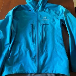 Men’s Arc’teryx Alpha AR jacket